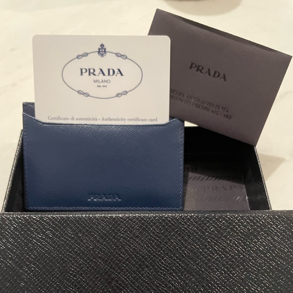 Prada Cardcase - Picture 3 of 6
